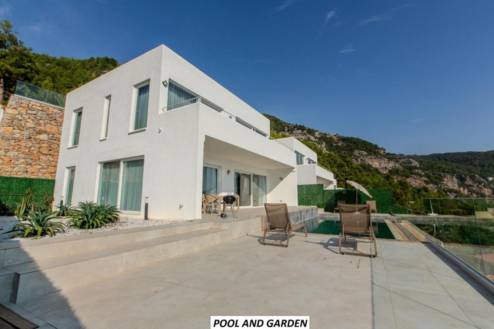 Tatil Evi Panoramic With A Pool