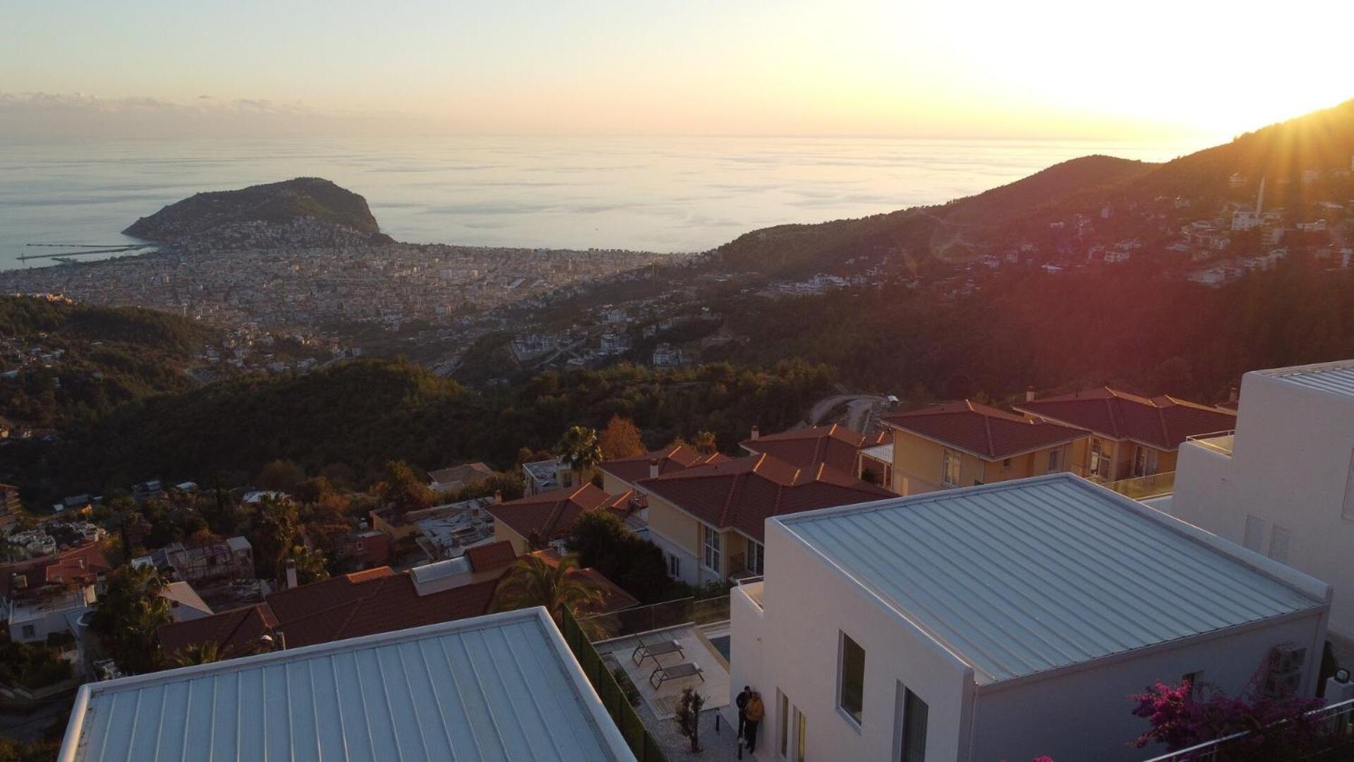 Panoramic With A Pool Tatil Evi Alanya